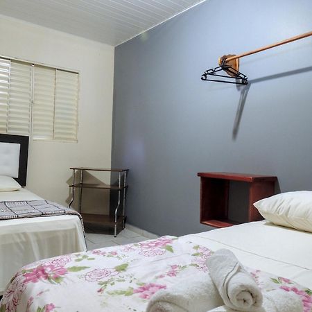 Pousada Santa Rita Abadiania Extérieur photo