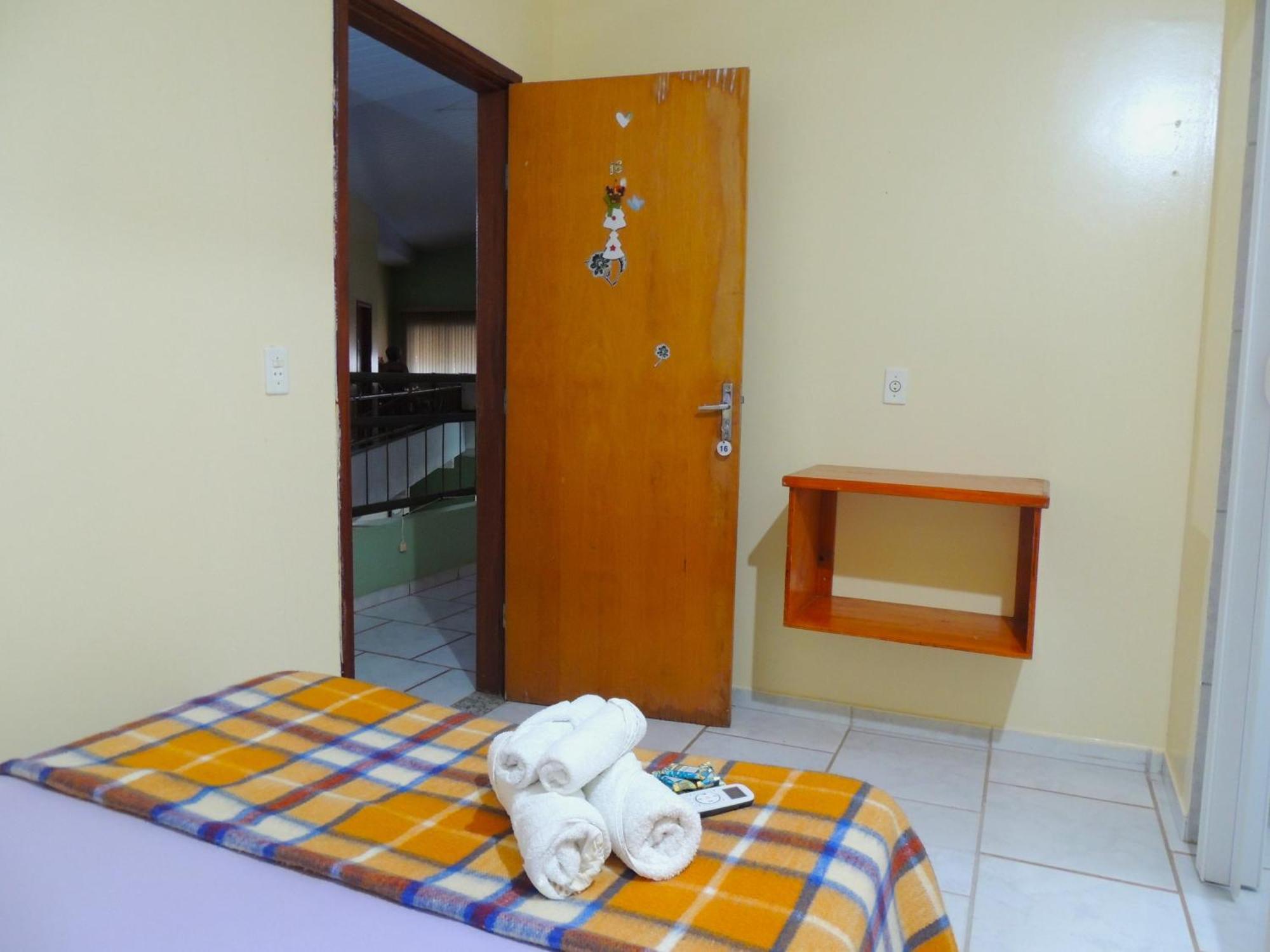 Pousada Santa Rita Abadiania Extérieur photo