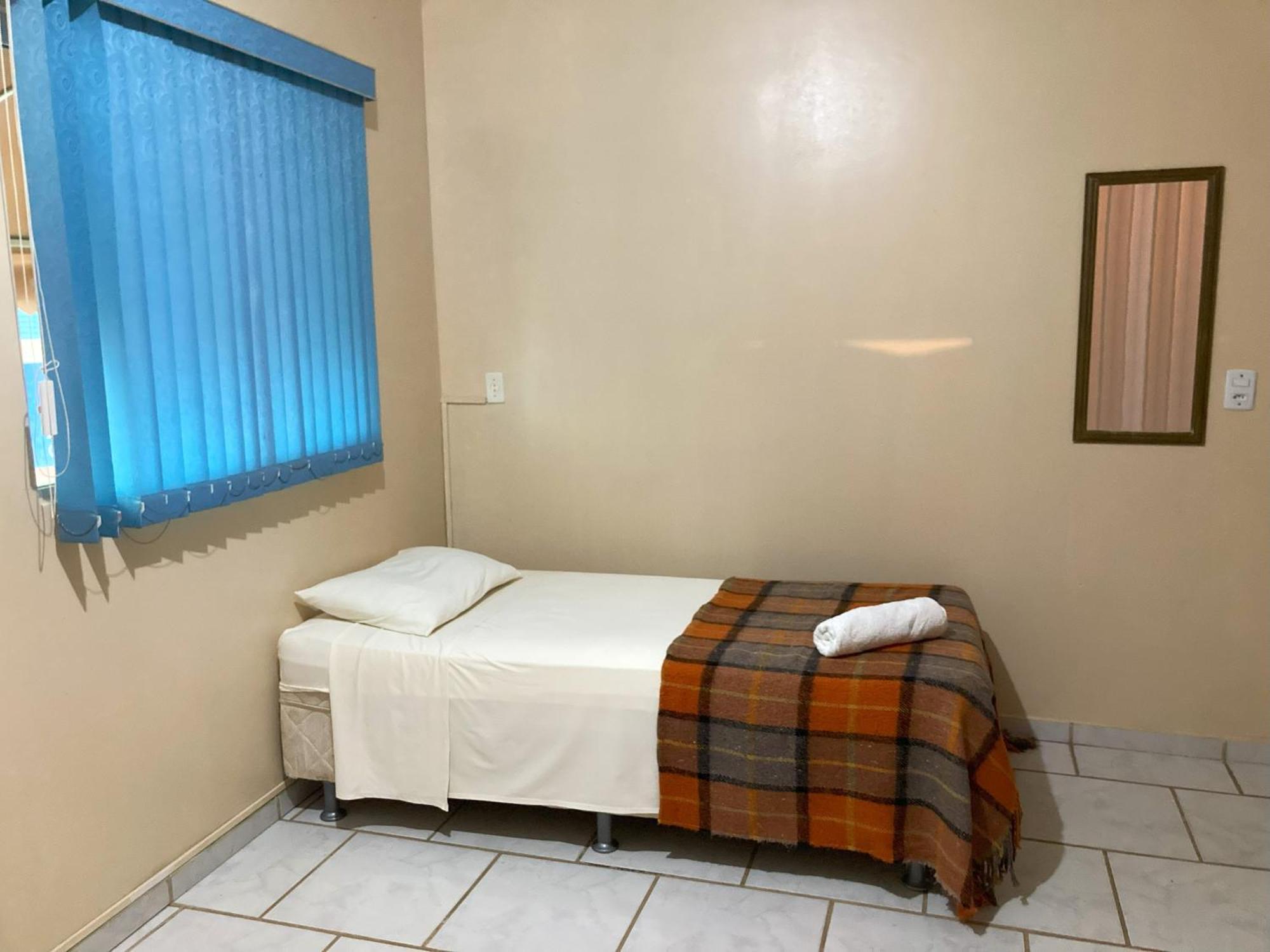 Pousada Santa Rita Abadiania Extérieur photo