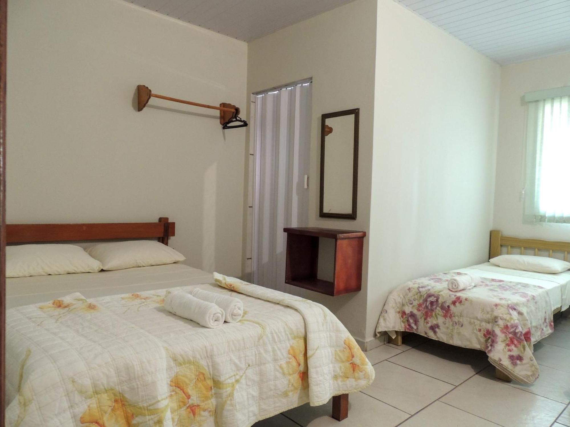 Pousada Santa Rita Abadiania Extérieur photo